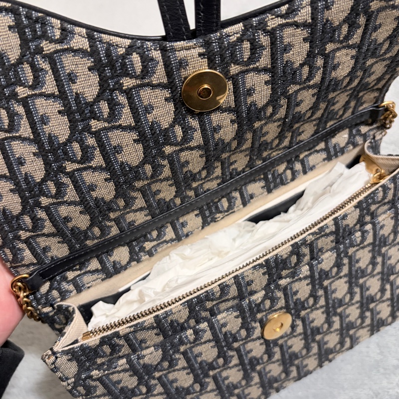 Dior Oblique  Saddle 大號WOC-4