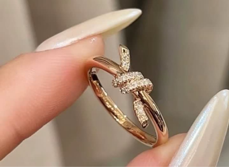 全🆕TIFFANY &CO.Knot系列玫瑰金單排鑽單環打結式18k玫瑰金戒指-4