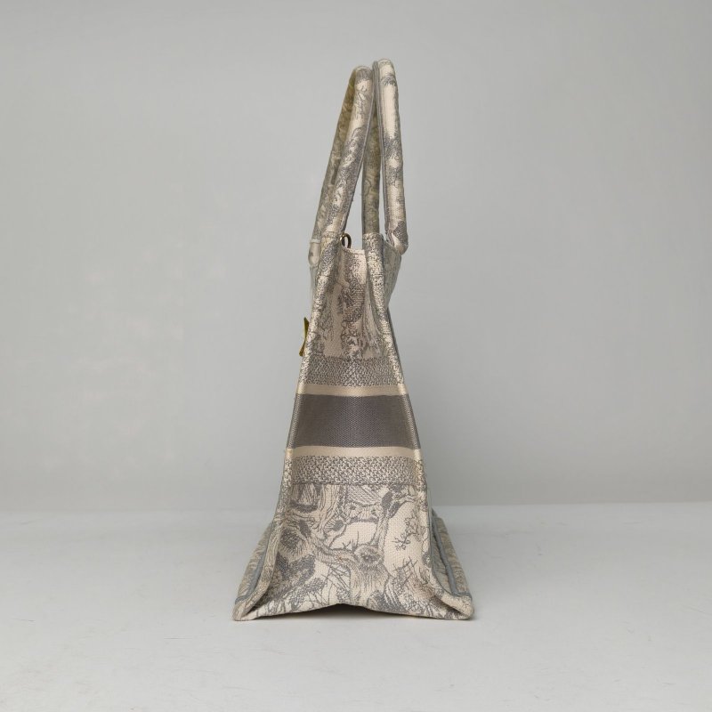 DIOR BookTote中號36灰色帆布2021動物園老虎刺繡肩背包-1