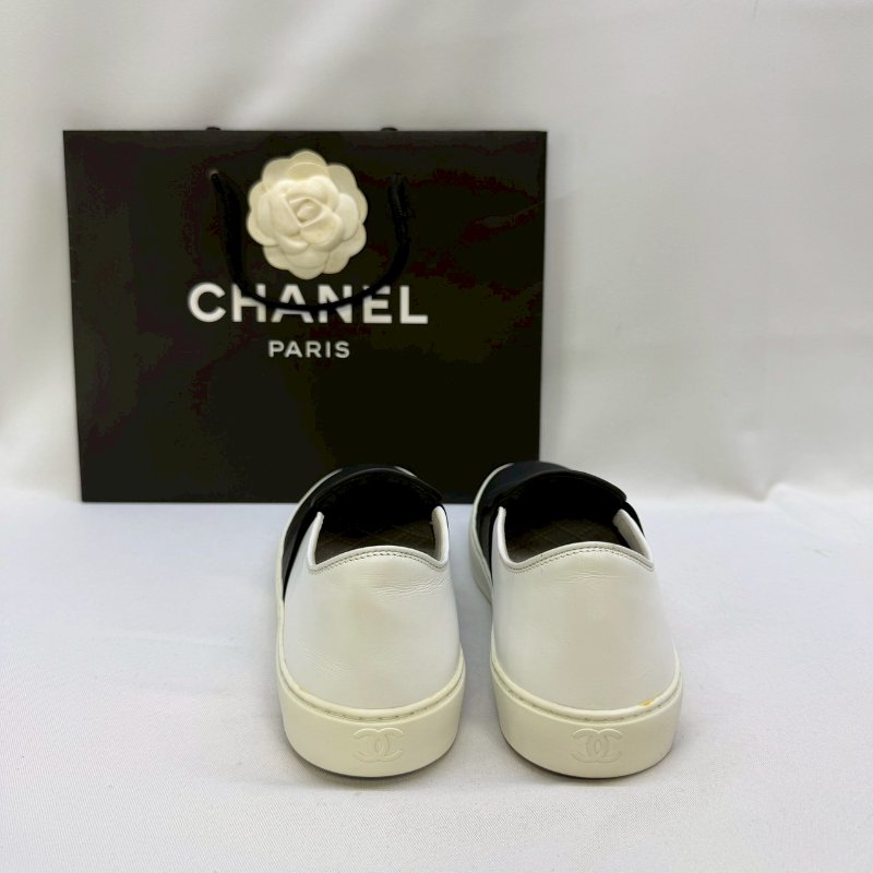 CHANEL 皮革休閒懶人鞋-1
