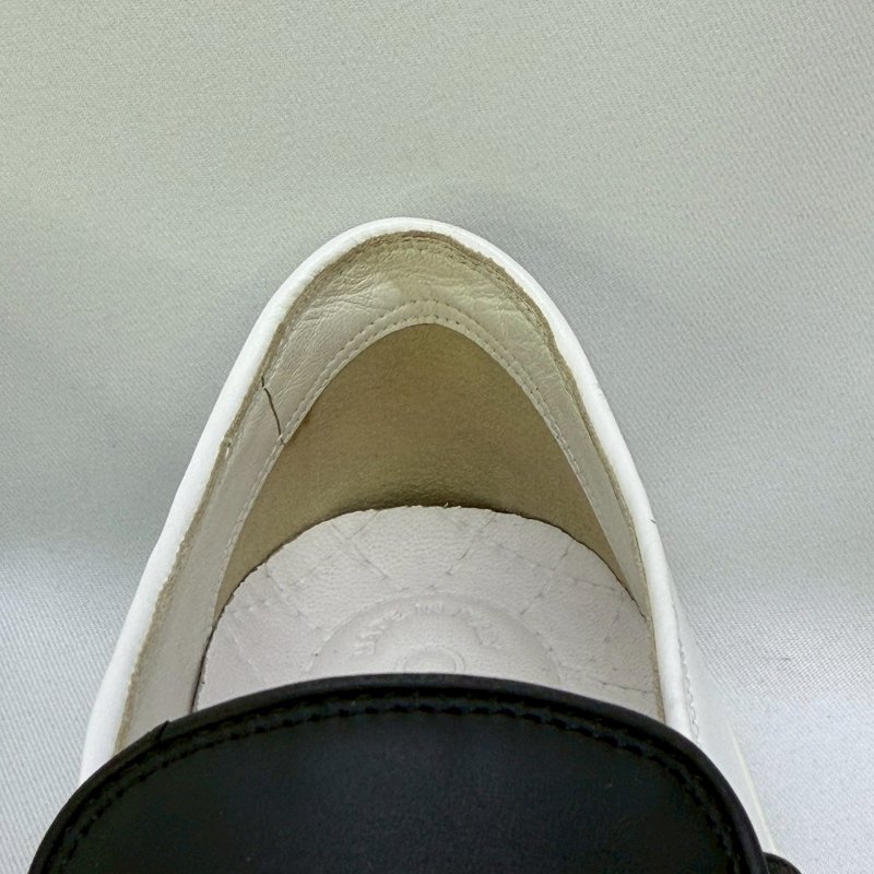 CHANEL 皮革休閒懶人鞋-6