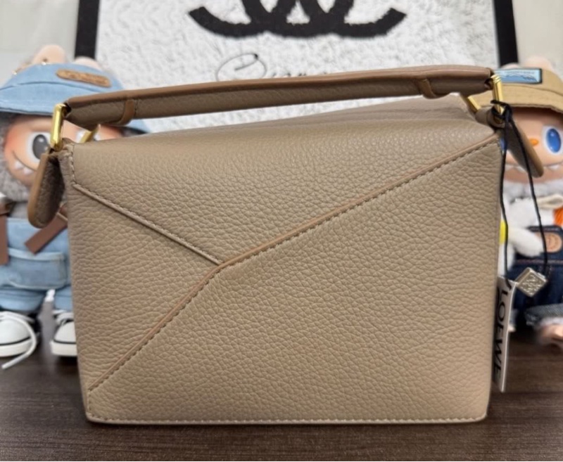 全🆕LOEWE Puzzle Edge 柔軟粒面小牛皮 單肩 斜預手袋mini迷你 女款沙色-2