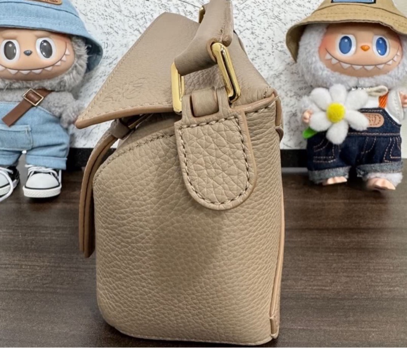 全🆕LOEWE Puzzle Edge 柔軟粒面小牛皮 單肩 斜預手袋mini迷你 女款沙色-4