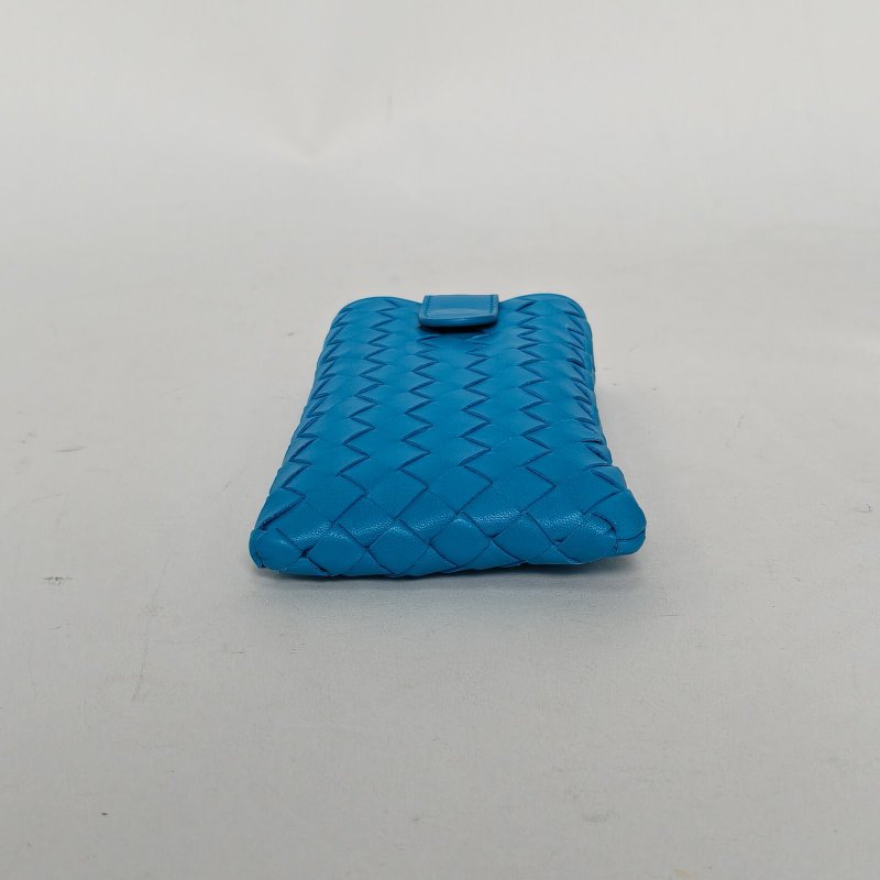 BOTTEGA VENETA 藍色羊皮手機包經典編織肩背包-4