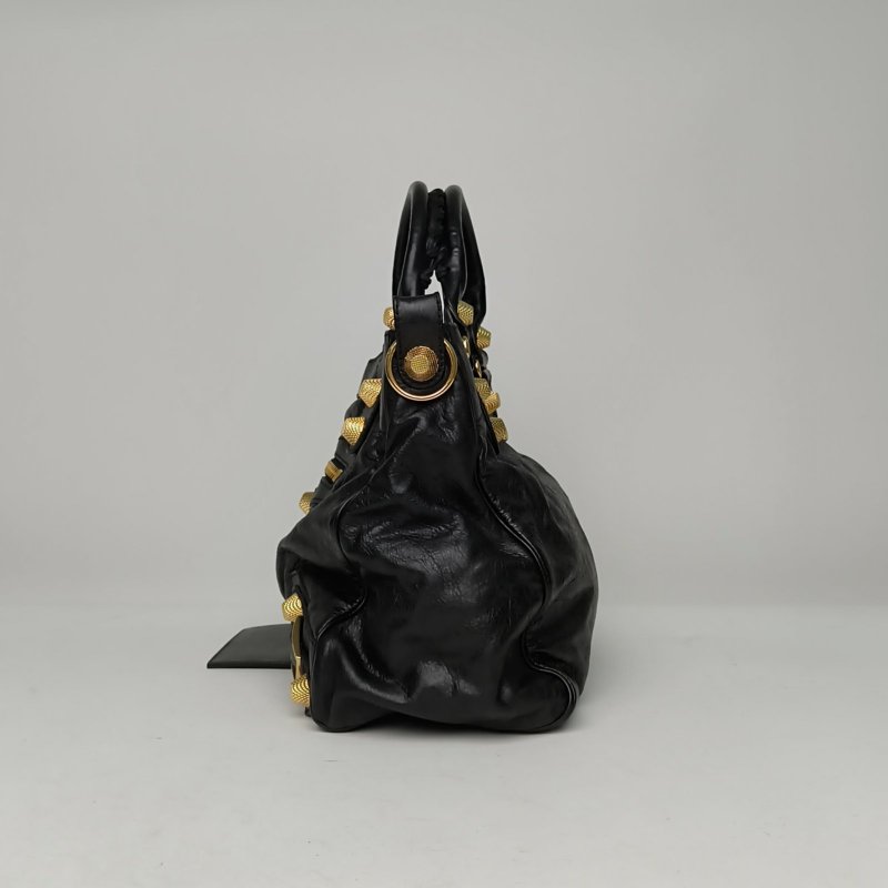 BALENCIAGA CLASSICVELO34機車包黑色羊皮金扣肩背包-1