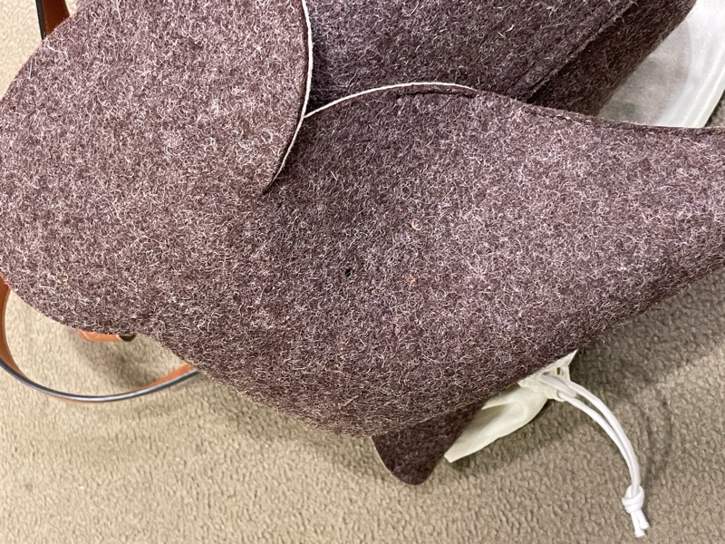 ▪️富貴選物FUGUEI▪️Loewe 羊毛氈拼皮革大象包-3