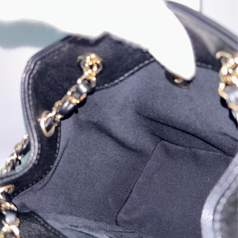 CHANEL AS4399 DUMA 黑色荔枝皮金鍊 坦克包炸藥包後背包肩背包側背包手提包-48