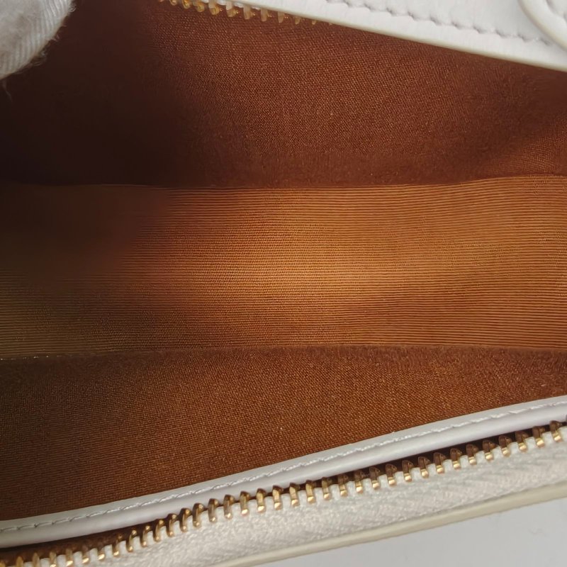 CELINE AVA豌豆包腋下包中號凱旋門印花白色PVC金扣肩背包-4