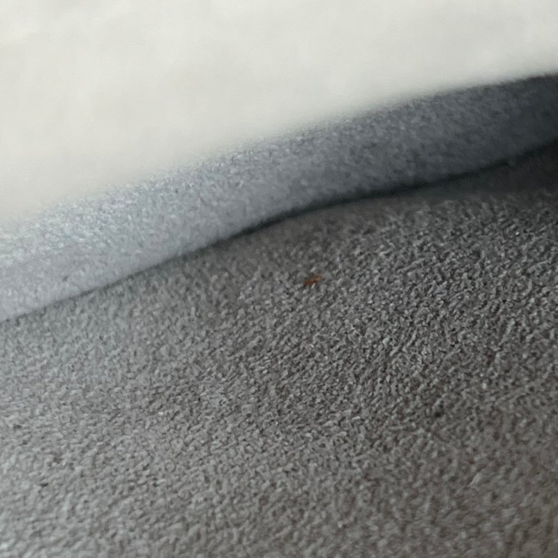 ::LOUIS VUITTON:: LV M23081 Pochette Métis East West 斑鳩灰 手提包 肩背包 法棍 腋下包-31