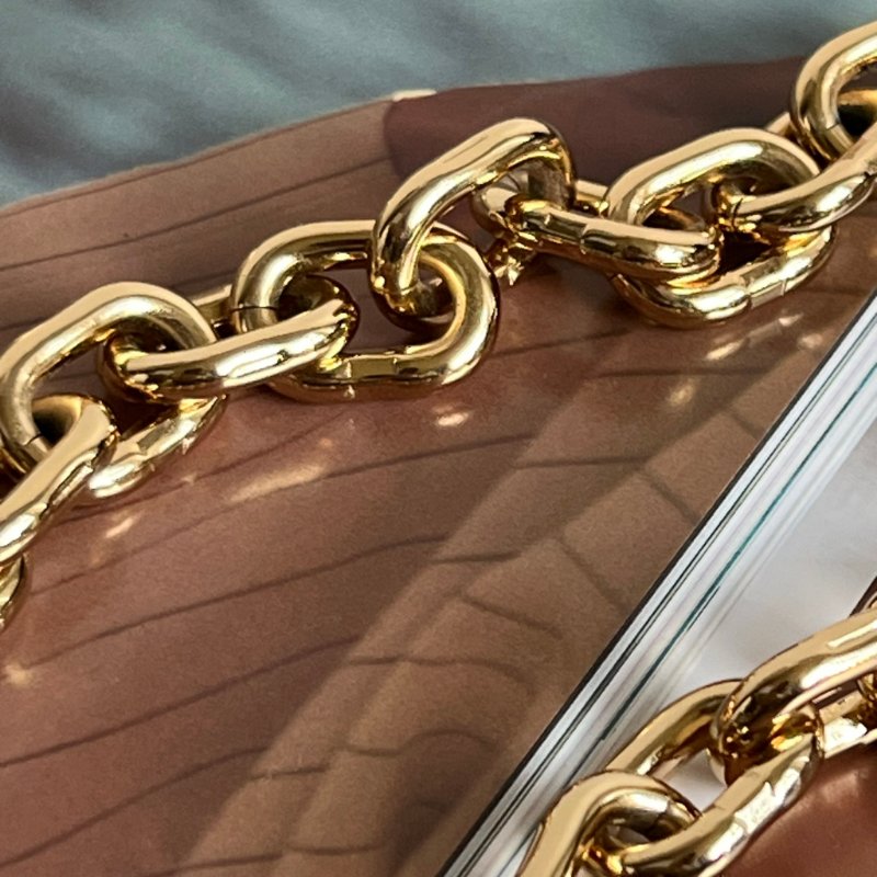 ::LOUIS VUITTON:: LV M23081 Pochette Métis East West 斑鳩灰 手提包 肩背包 法棍 腋下包-38