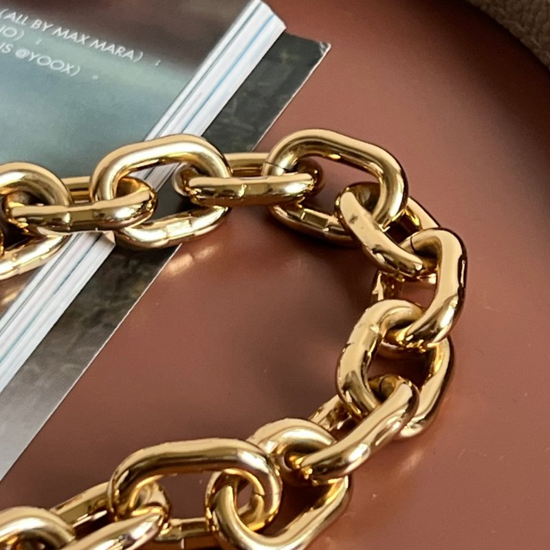 ::LOUIS VUITTON:: LV M23081 Pochette Métis East West 斑鳩灰 手提包 肩背包 法棍 腋下包-39