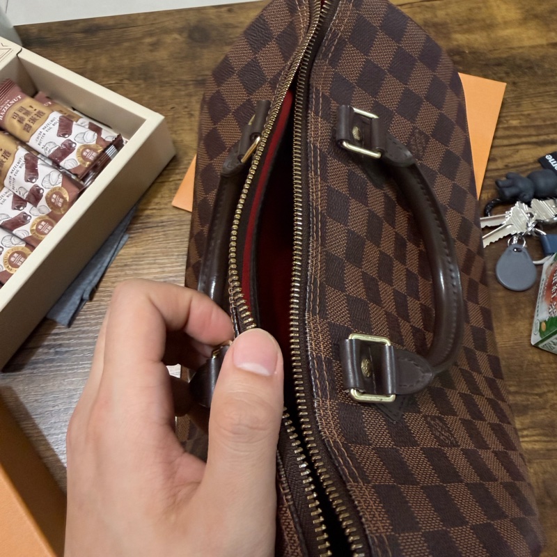 正品自用 LV Damier Ebene Speedy 35-1
