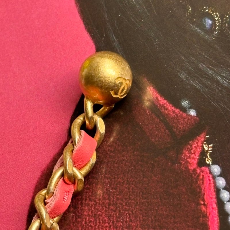 保卡款 30開 ::CHANEL::香奈兒 金球 胭脂玫瑰粉圓餅鏈條包 小金球包-4