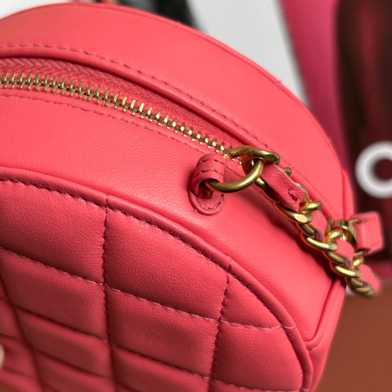 保卡款 30開 ::CHANEL::香奈兒 金球 胭脂玫瑰粉圓餅鏈條包 小金球包-16
