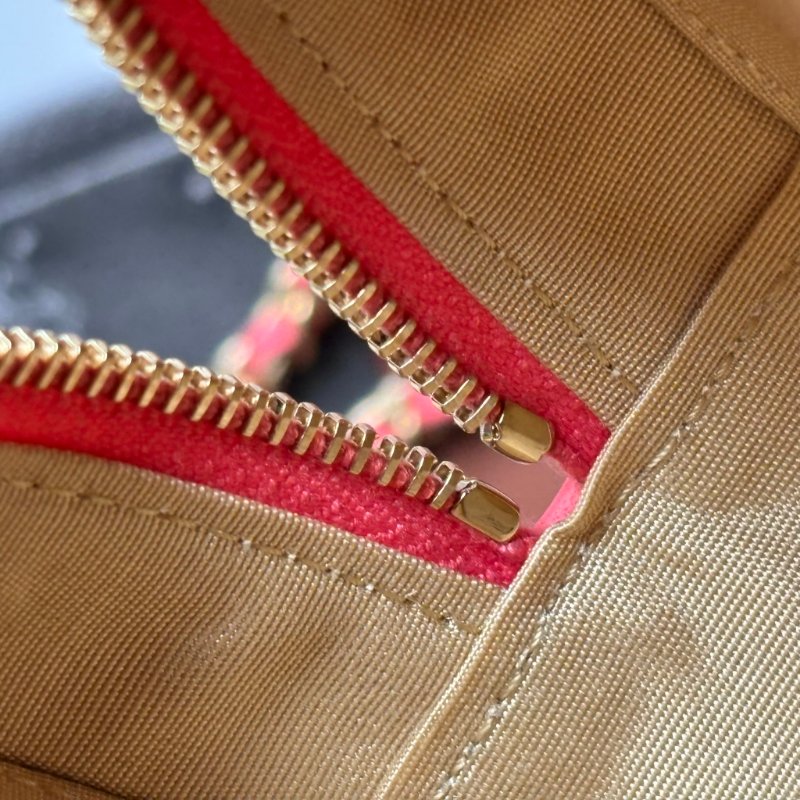 保卡款 30開 ::CHANEL::香奈兒 金球 胭脂玫瑰粉圓餅鏈條包 小金球包-22