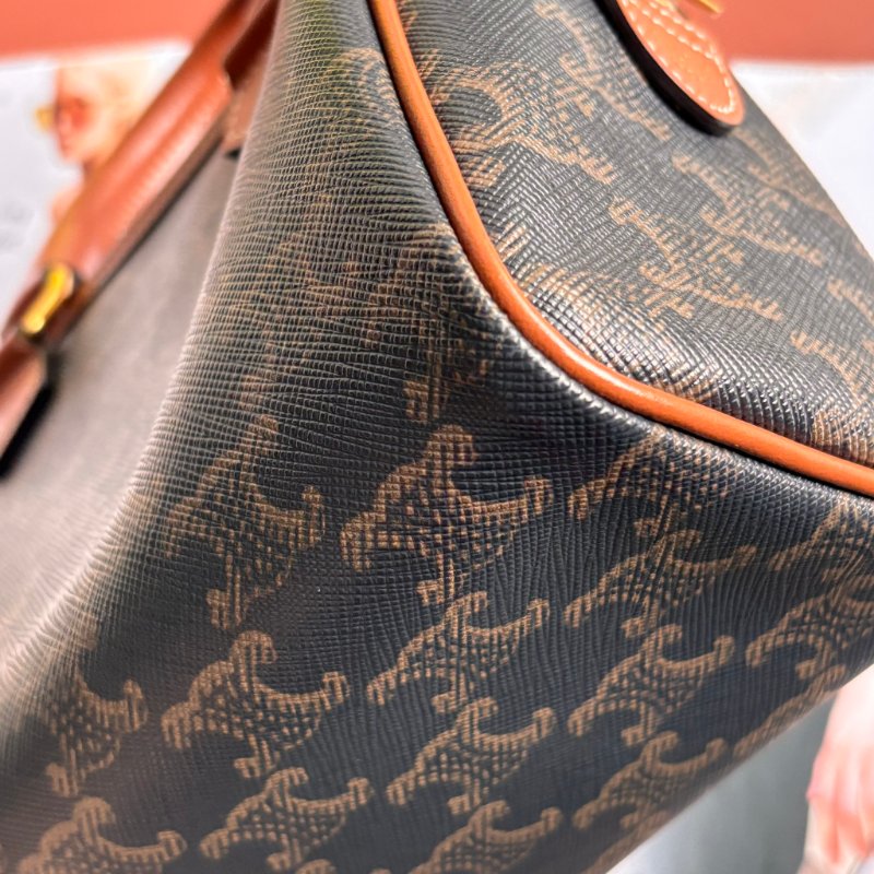 ::CELINE:: 經典凱旋門老花 小號波士頓包 斜背包 手提包-16