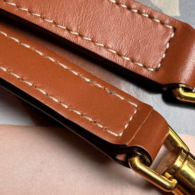 ::CELINE:: 經典凱旋門老花 小號波士頓包 斜背包 手提包-37