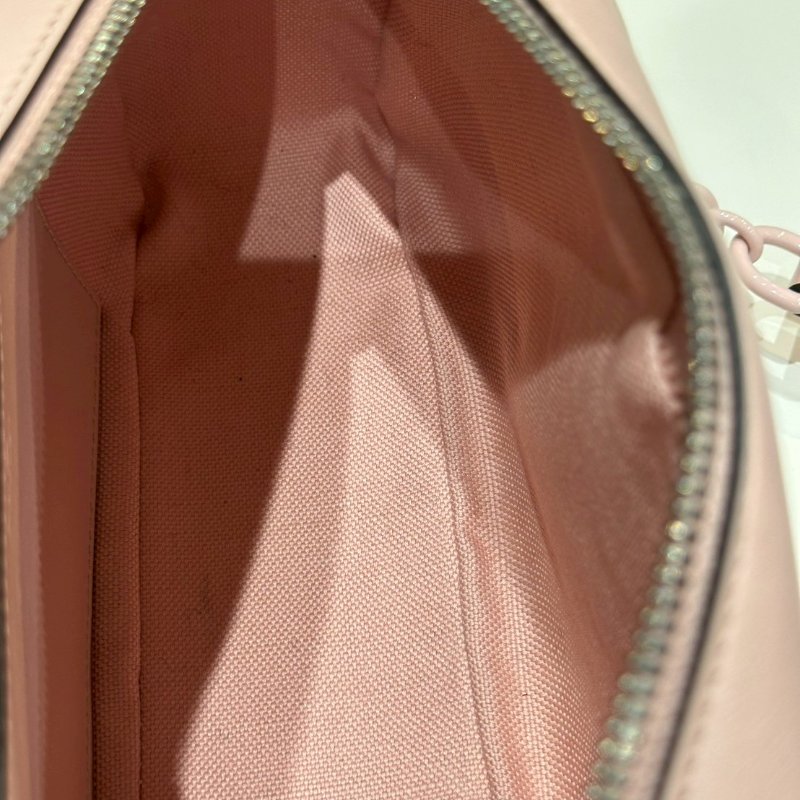 💎Han's house精品服飾💎GUCCI Gg Marmont 中款 相機包粉色-4