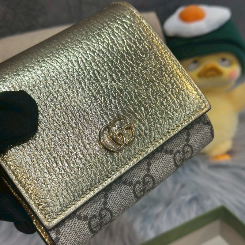 💎Han's house精品服飾💎GUCCI Wallet金扣 短夾 銀色598587-4