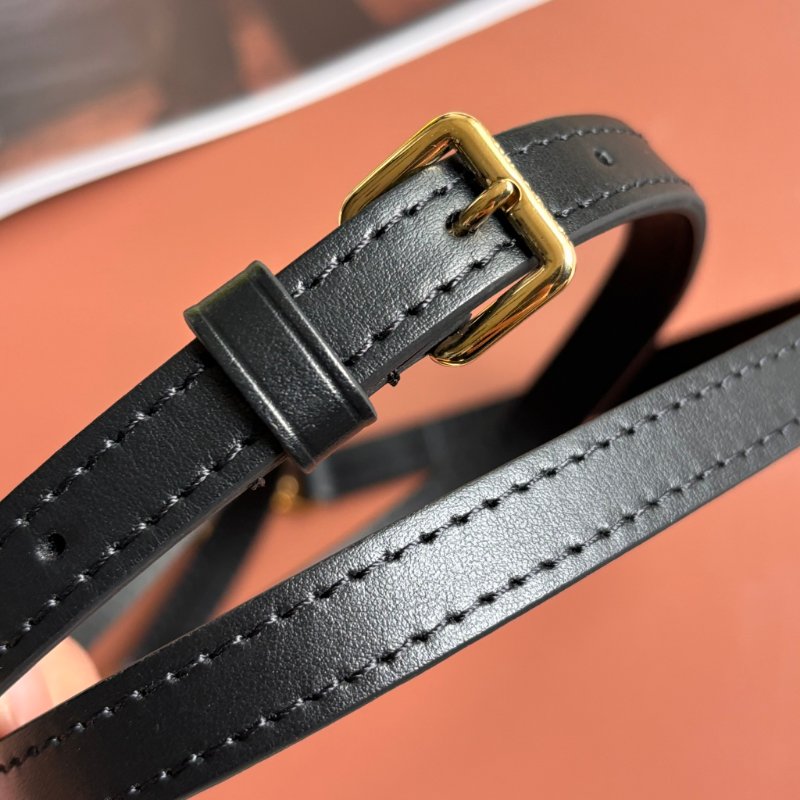 ::LOUIS VUITTON::LV M82465 Camera Box 經典雙色花紋手提相機包 斜背包-31