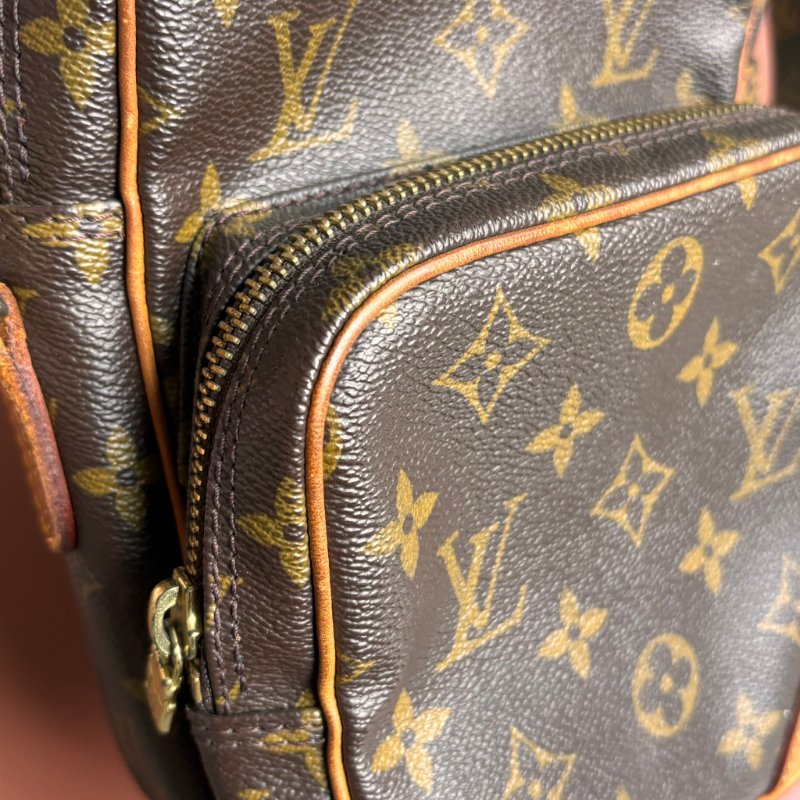 ::LOUIS VUITTON:: LV M45236 Amazon咖啡色經典花紋直式雙層相機包 斜背包-8