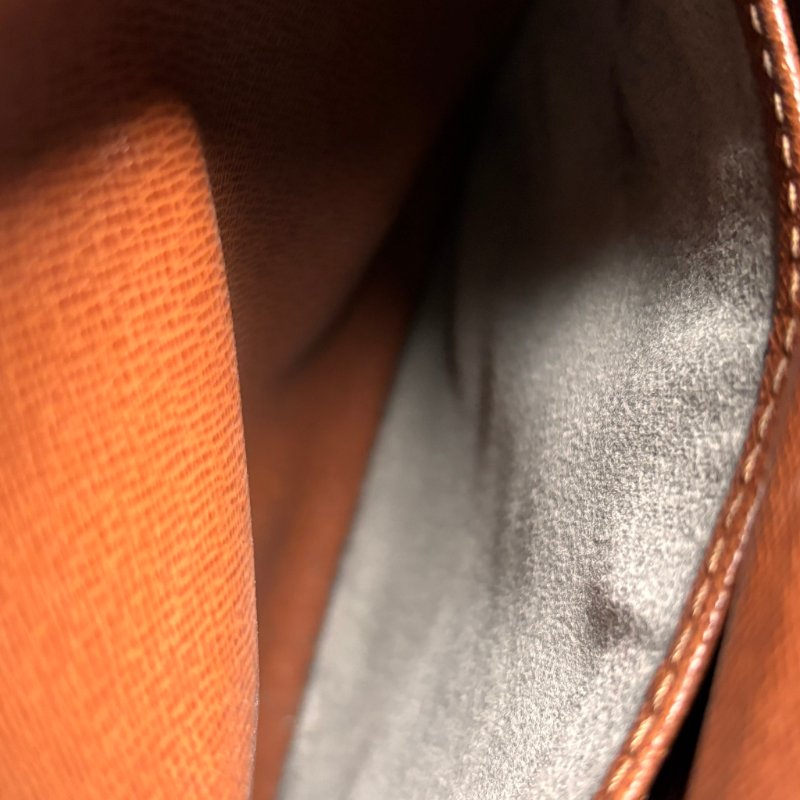 ::LOUIS VUITTON:: LV M45236 Amazon咖啡色經典花紋直式雙層相機包 斜背包-28