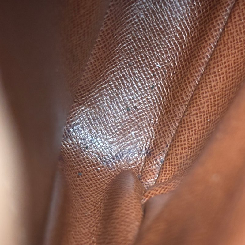 ::LOUIS VUITTON:: LV M45236 Amazon咖啡色經典花紋直式雙層相機包 斜背包-30