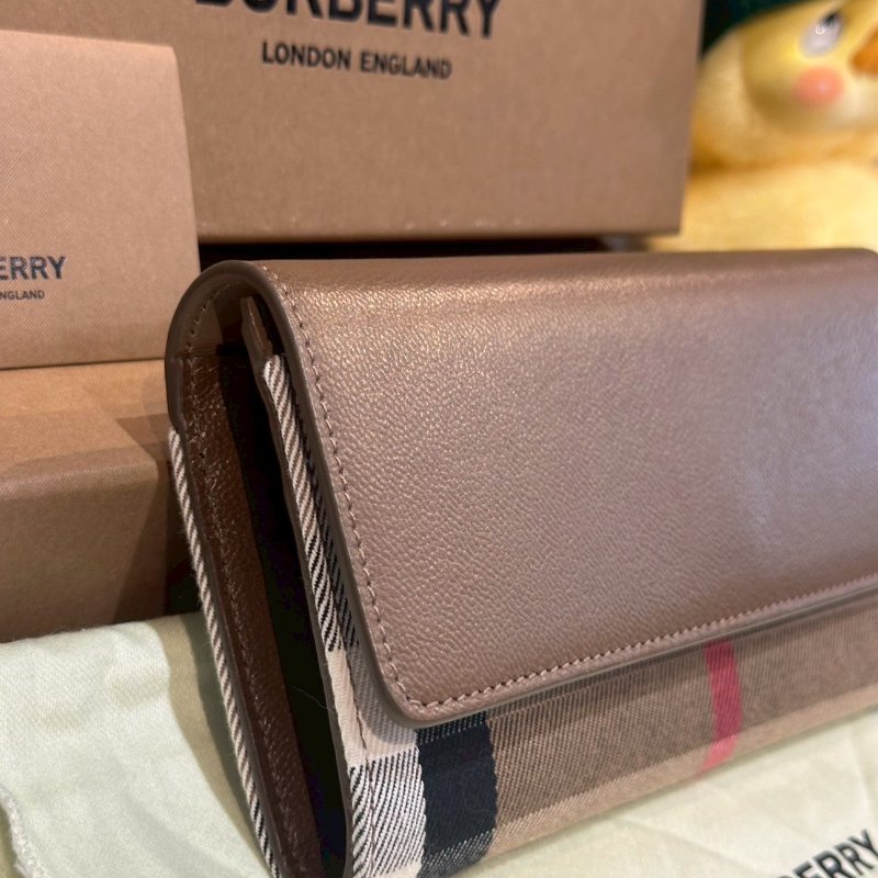 💎Han's house精品服飾💎BURBERRY  HALTON 經典格紋帆布拼接釦式長夾-5