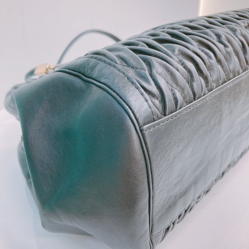 MS0380 Coach 蔻馳皺摺側背雲朵包 Madison Gathered Twisted Calfksin-7