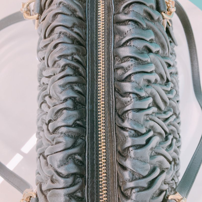 MS0380 Coach 蔻馳皺摺側背雲朵包 Madison Gathered Twisted Calfksin-14