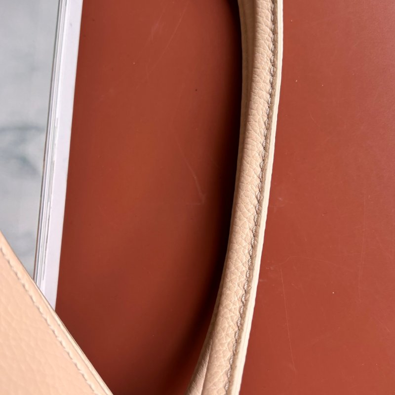 ::TODS:: Mocassino 經典品牌LOGO 乳白色牛皮托特包 手提包 肩背包 購物包-15