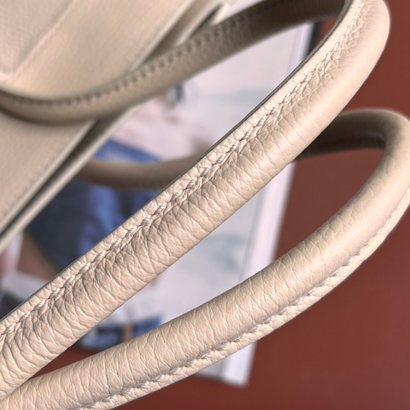 ::TODS:: Mocassino 經典品牌LOGO 乳白色牛皮托特包 手提包 肩背包 購物包-40