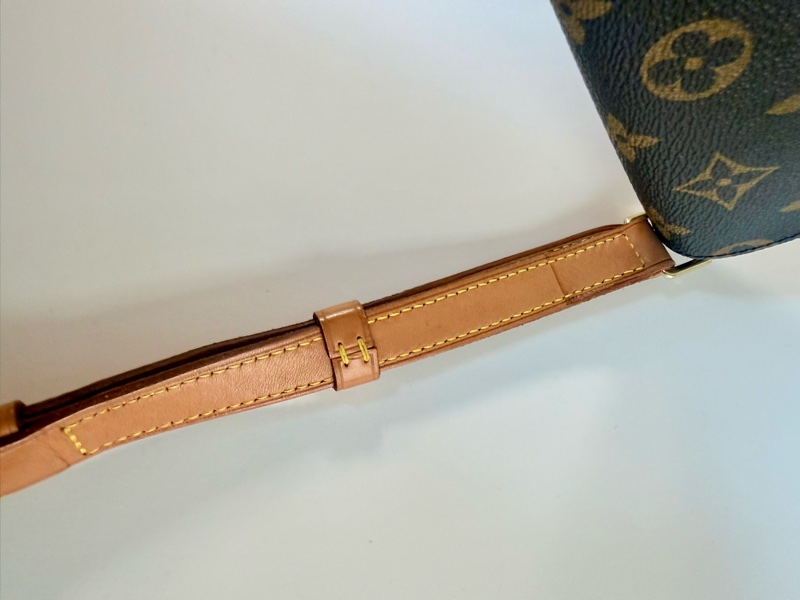 ✔️ LV Louis Vuitton 路易威登 MonogramM51257 橫式王菲包/肩背包-14