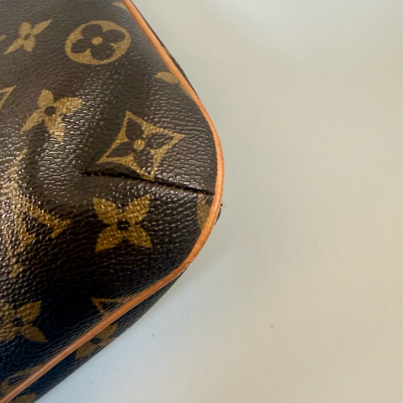 ✔️ LV Louis Vuitton 路易威登 MonogramM51257 橫式王菲包/肩背包-26