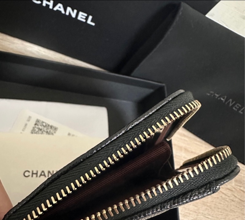 稀有釋出✨晶片款Chanel黑金荔枝L拉鏈短夾💕超稀有-14