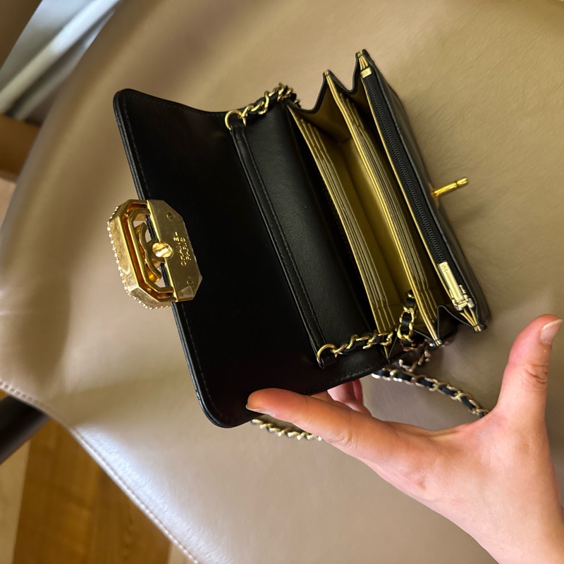 Chanel 牛皮晚宴包-9