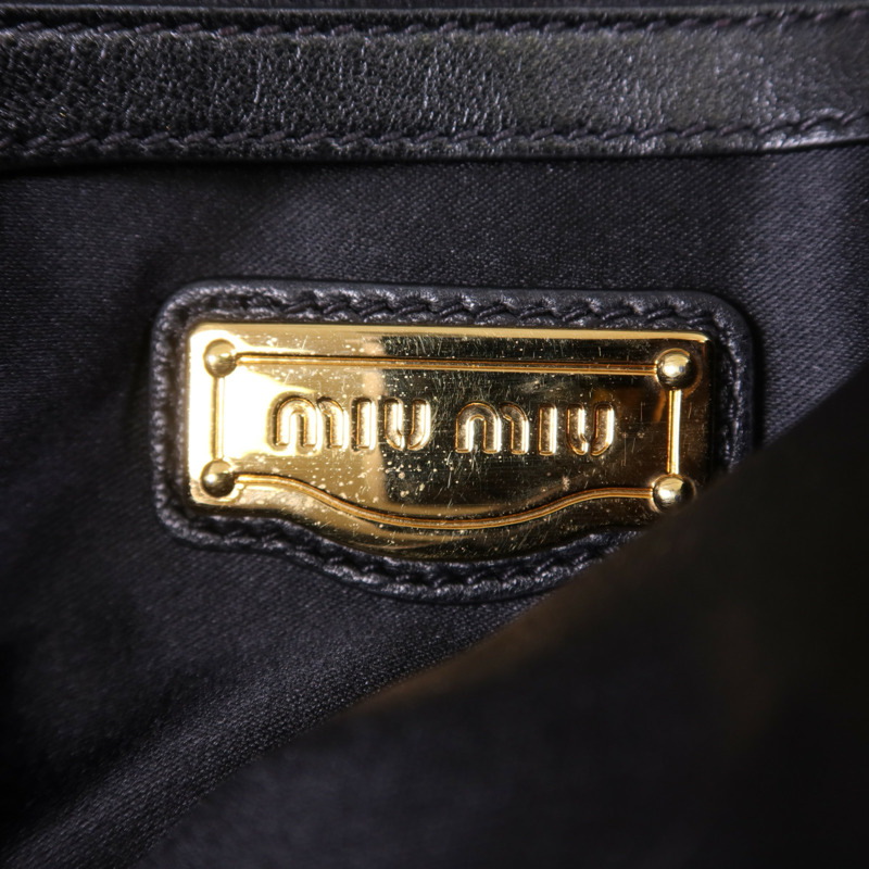 Miu Miu 牛皮皮革Clutch Bag金扣手拿包-6