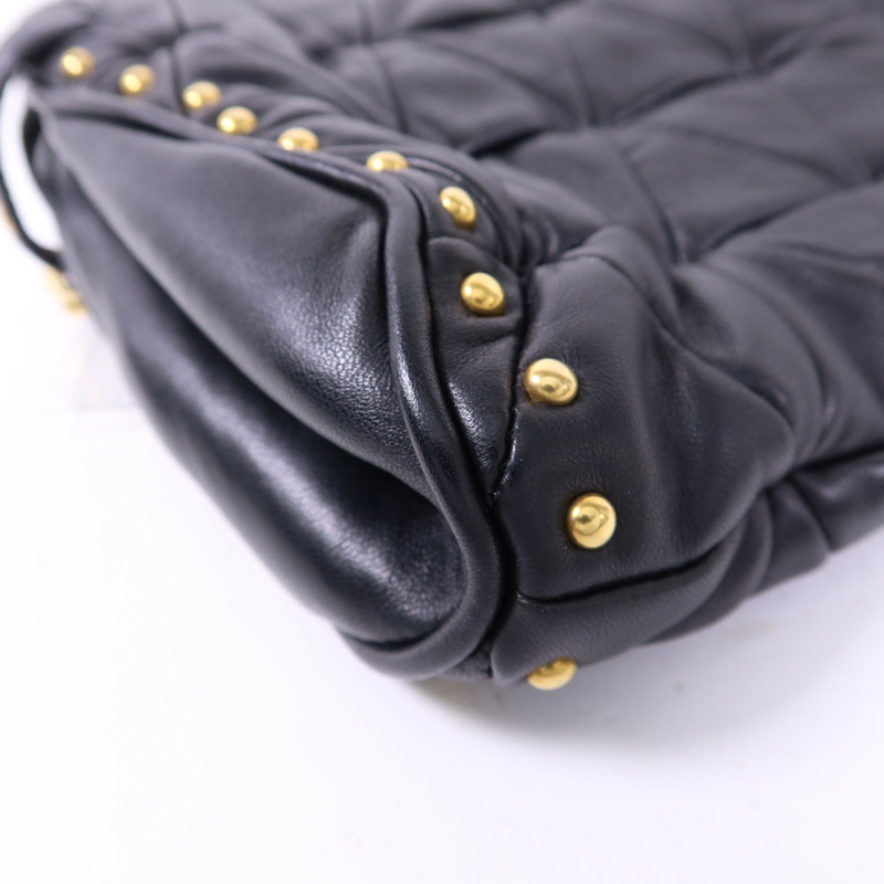 Miu Miu 牛皮皮革Clutch Bag金扣手拿包-14