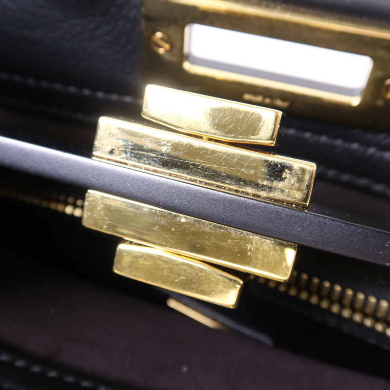 FENDI 牛皮皮革Peekaboo金扣手挽肩背兩用袋-11