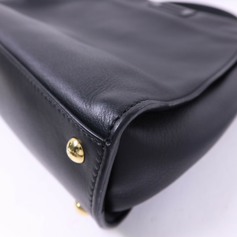 FENDI 牛皮皮革Peekaboo金扣手挽肩背兩用袋-16
