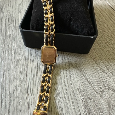 CHAMEL首映錶 黑金皮鏈錶黃金尺寸M號