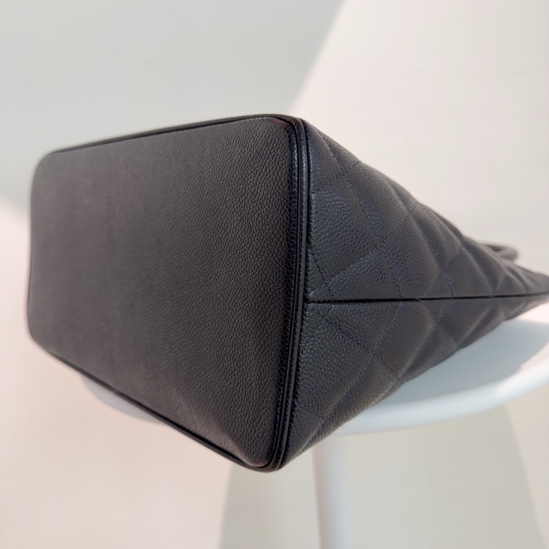 Chanel 希爾頓黑金托特包 10開 尺寸約30x24-7