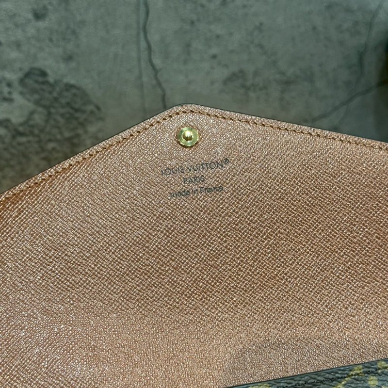 💎Han's house精品服飾💎LV LOUIS VUITTON 長夾 M60531-3