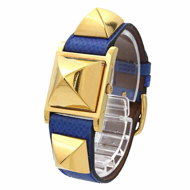 愛馬仕 Medor 女士金字塔金鉚釘腕錶,搭配白色和藍色皮革錶帶,石英機芯-1