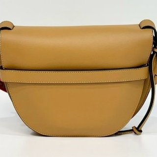 LOEWE卡其色牛皮紅編織背袋情人節限定小號GATE-12