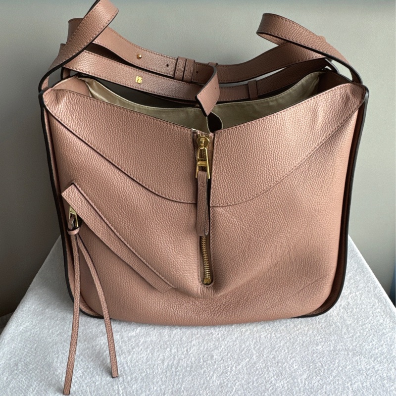 Loewe Hammock Small 吊床包-24