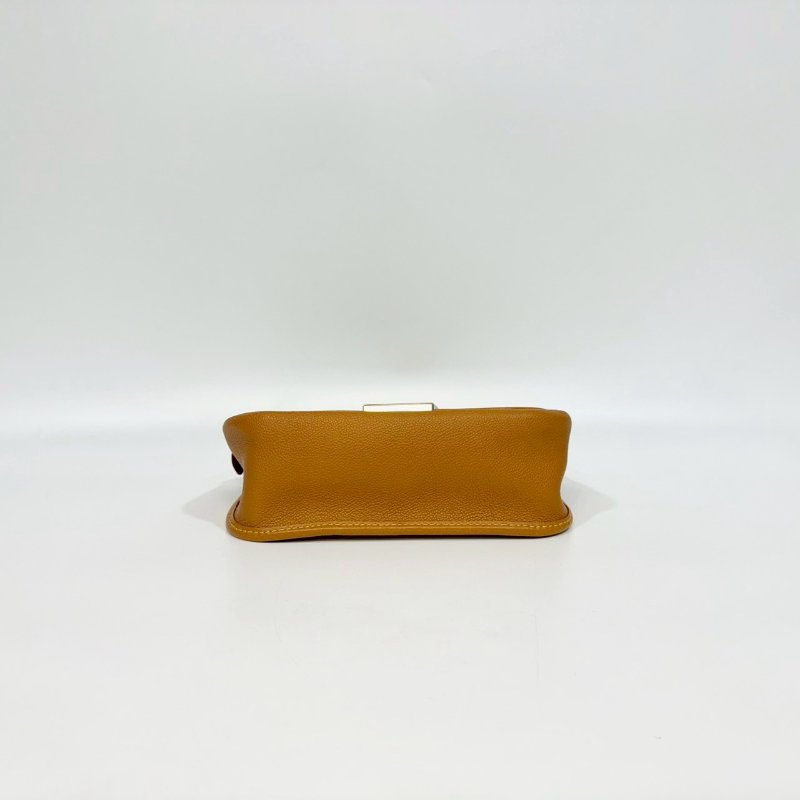 LV 蜜黃EPI牛皮大logo下蓋Buci法棍包M59459-5