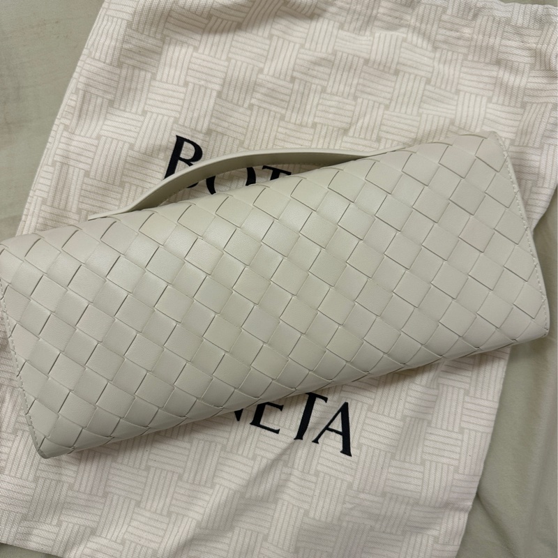 Bottega Veneta Andiamo Clutch BV 手拿包 晚宴包-4