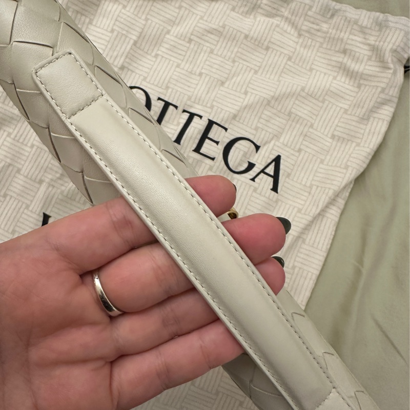 Bottega Veneta Andiamo Clutch BV 手拿包 晚宴包-5