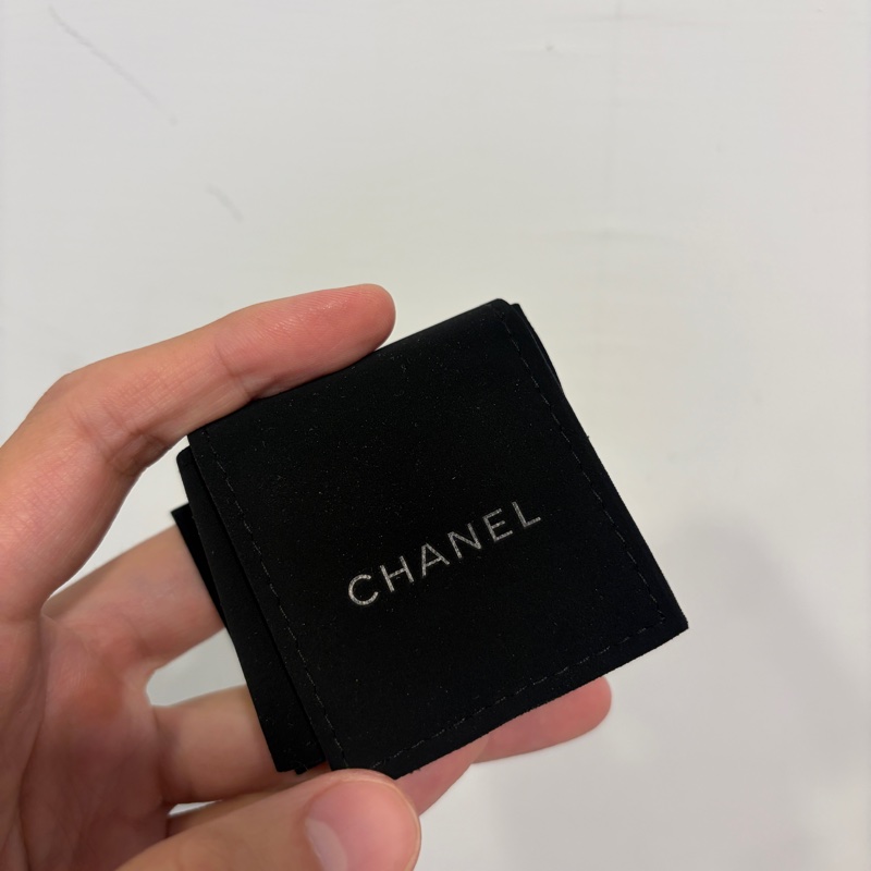 香奈兒Chanel星星耳環 全新耳針款-4